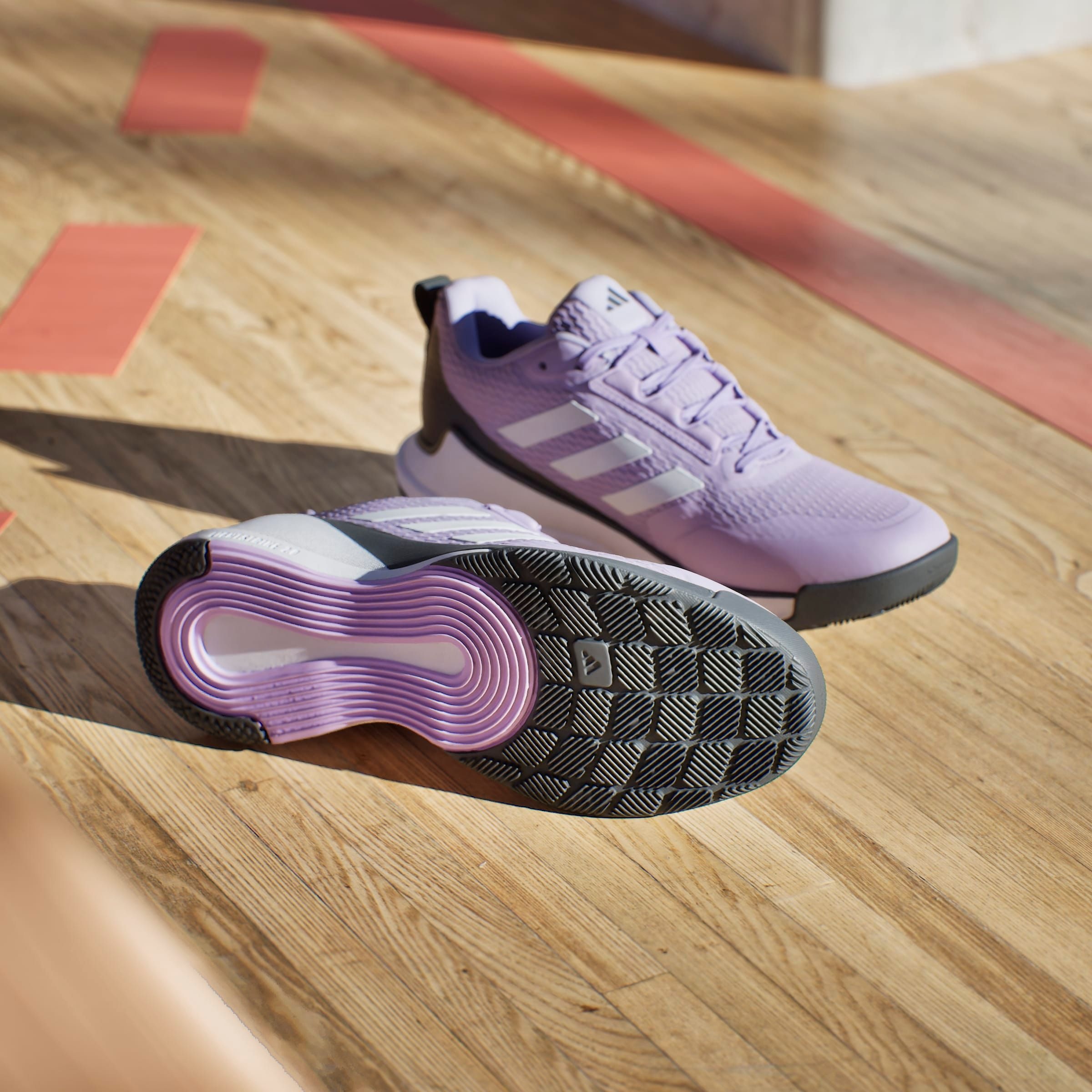 adidas Performance Hallenschuh »NOVAFLIGHT 2 INDOOR«  besonders geeignet für Handball und Volleyball