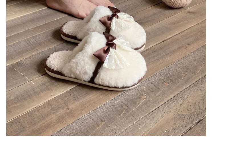 Honkizz - Fluffy pantoffels met strik