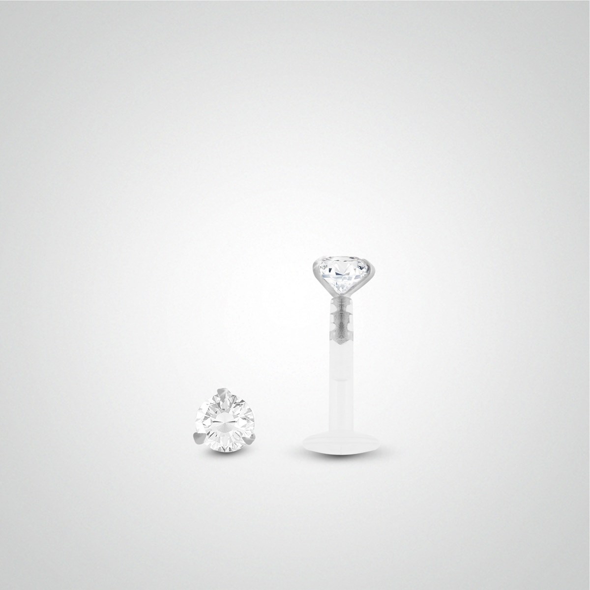 Piercing conch diamant 0,03 carats en or blanc