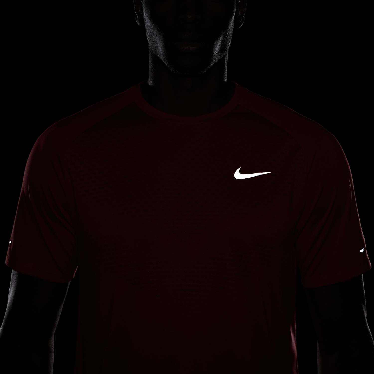 Nike  Stride Hardlooptop