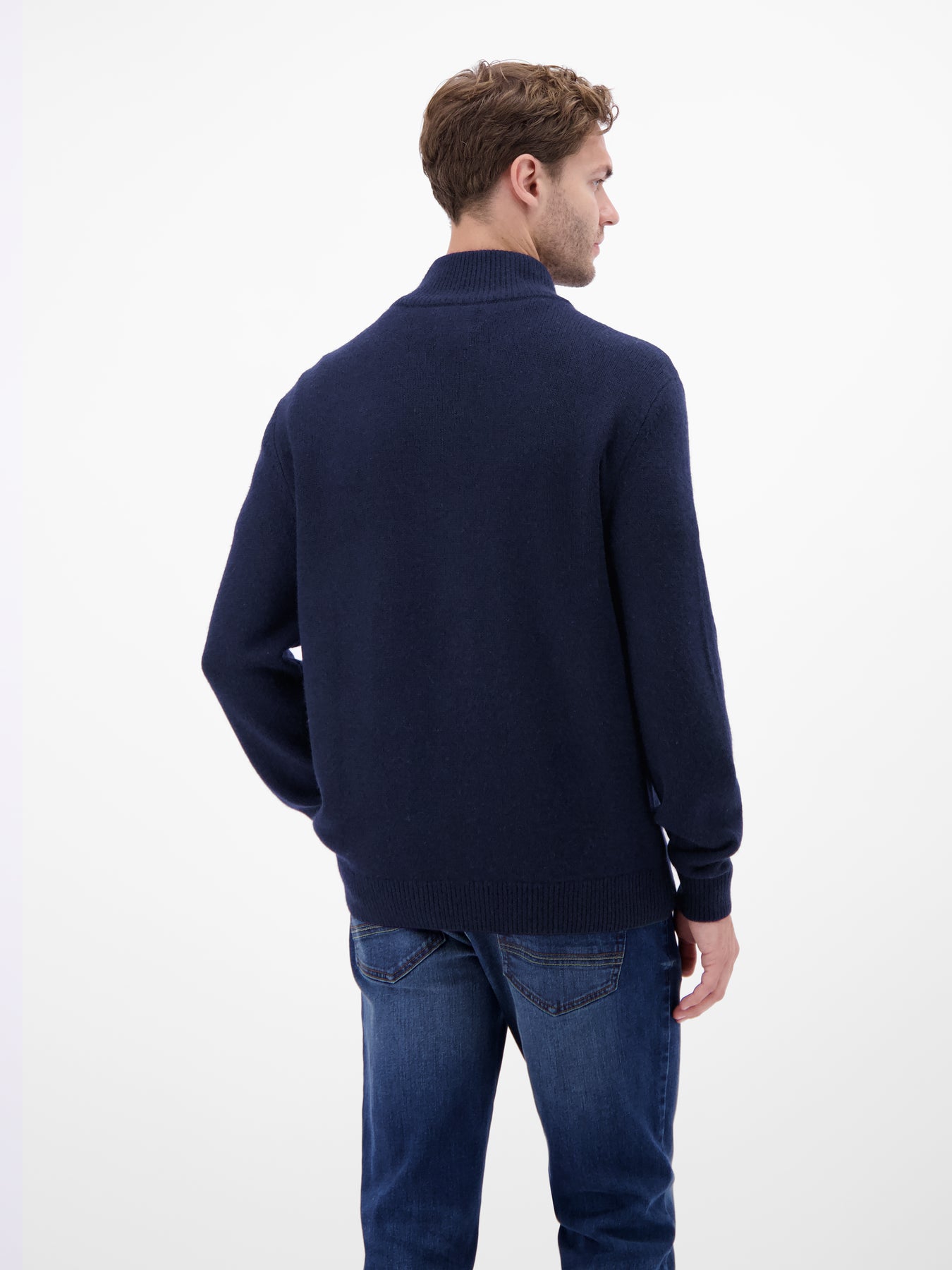 Strickjacke aus  Schurwoll-Kaschmir-Mix, stilvoll und lässig