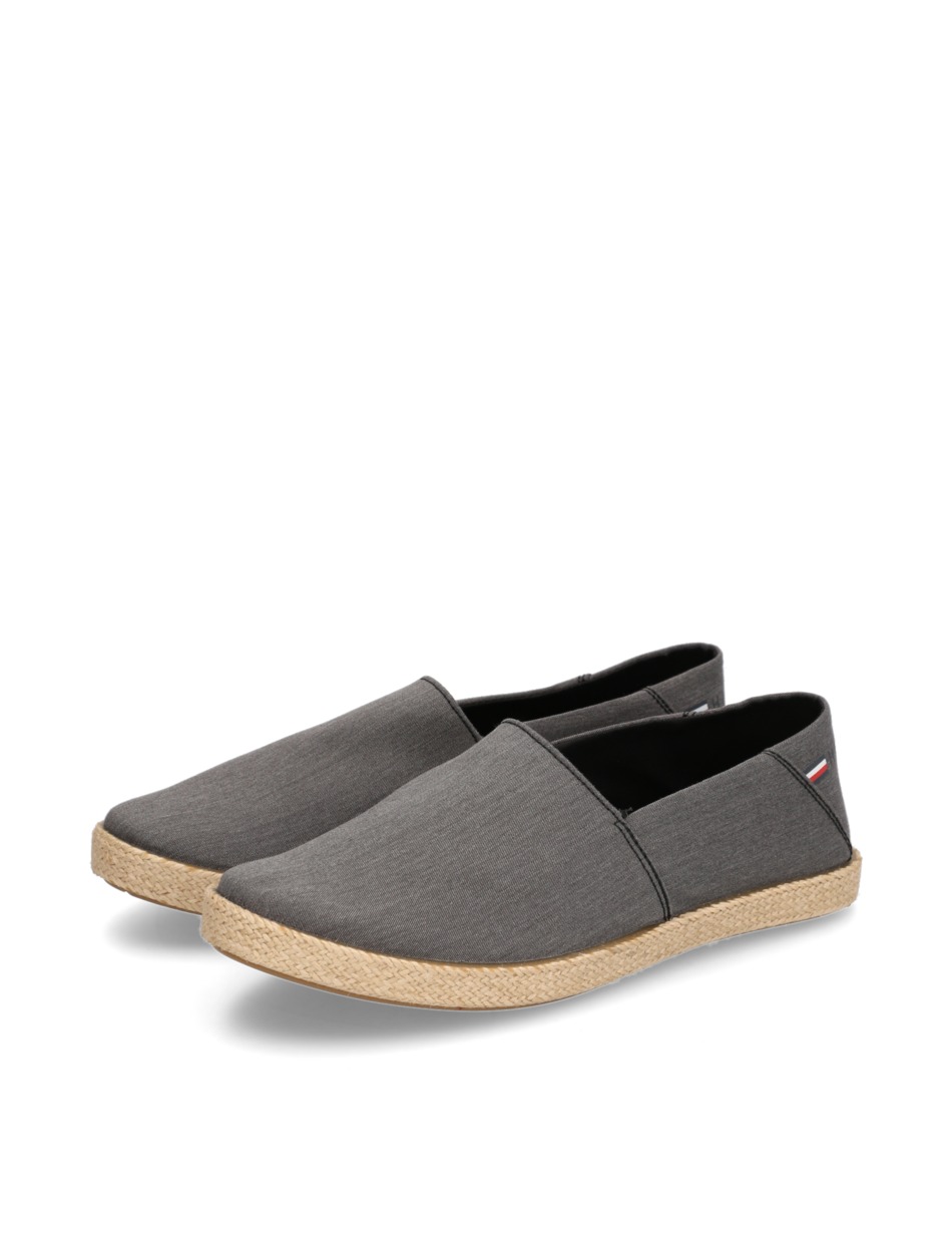 RECYCLED CHAMBRAY SLIP ON