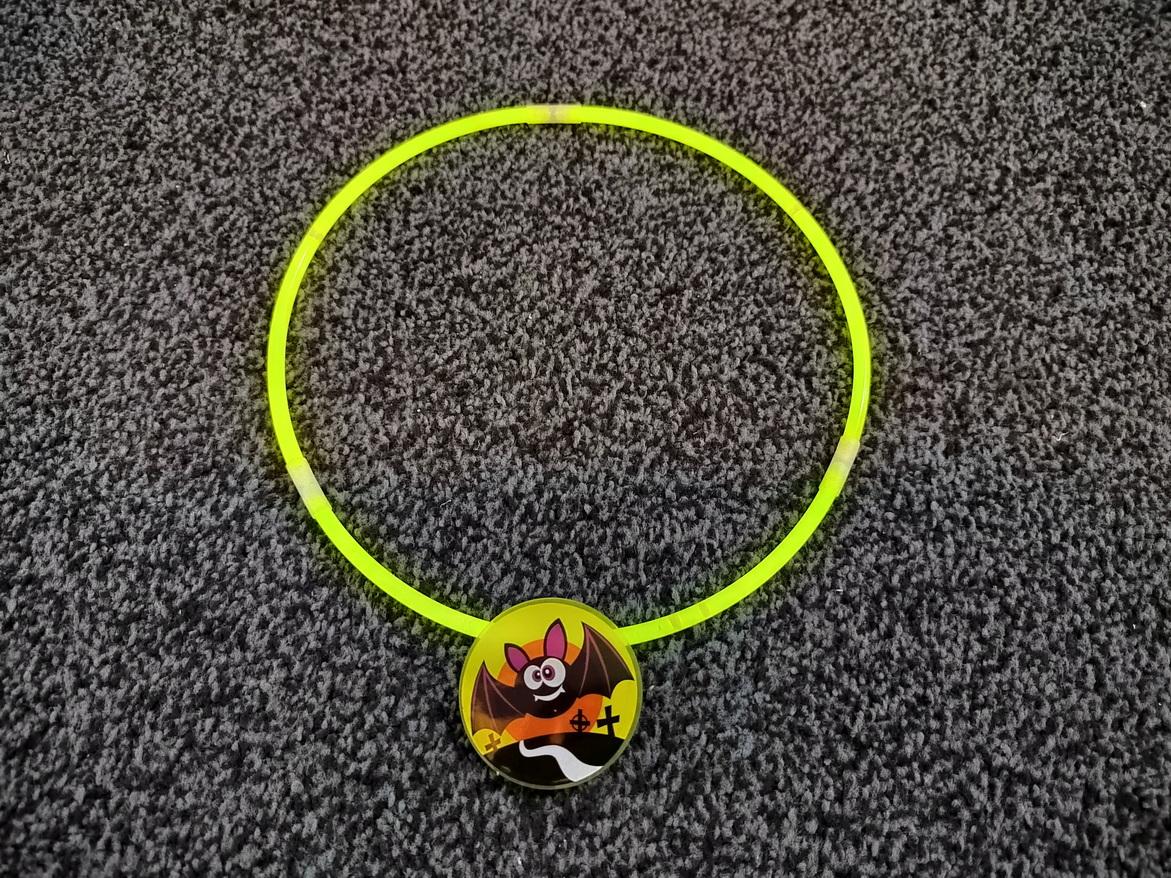 COLLIER CHAUVE SOURIS FLUORESCENT