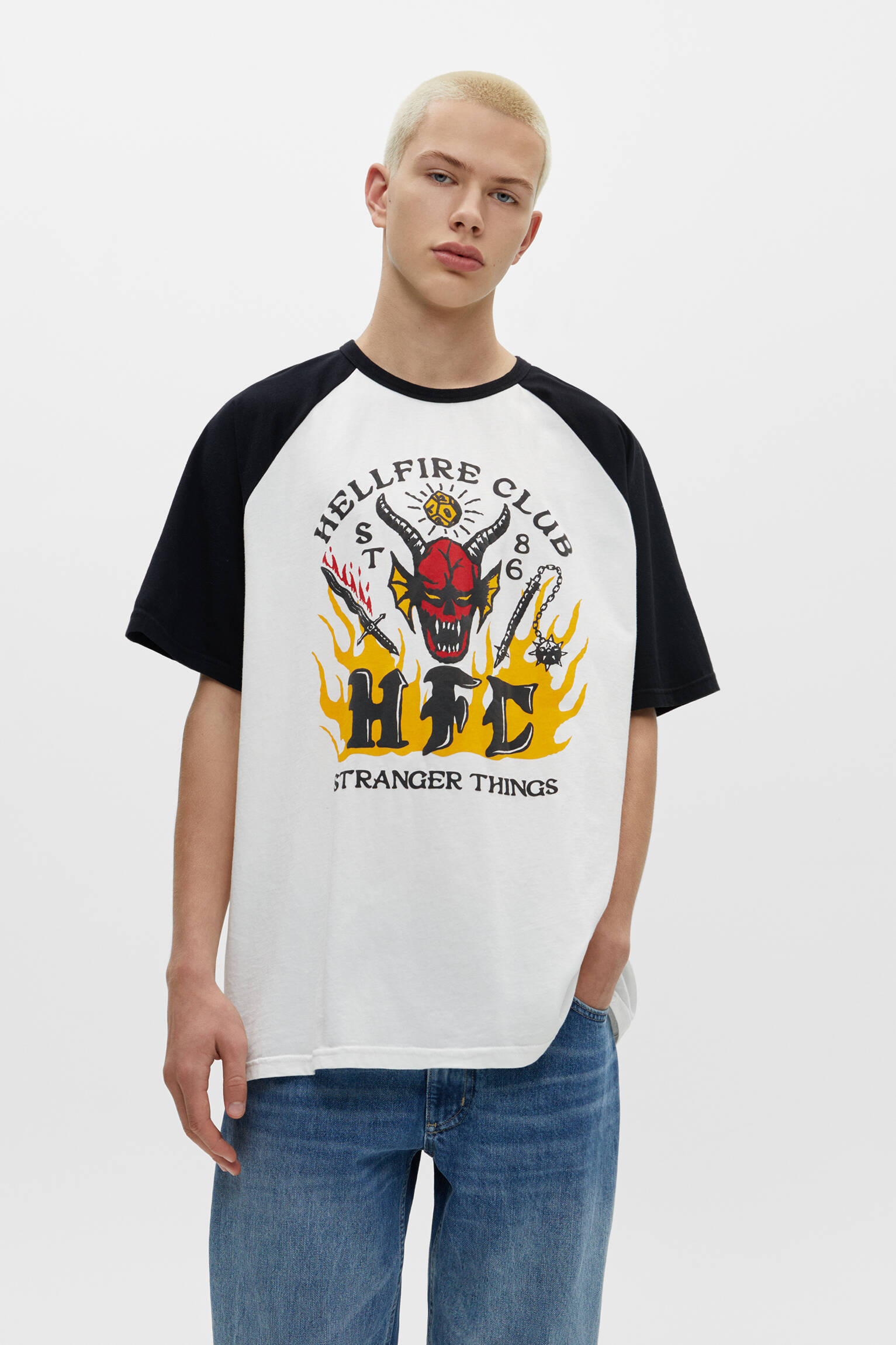 Camiseta de manga curta Stranger Things Hellfire - Branca