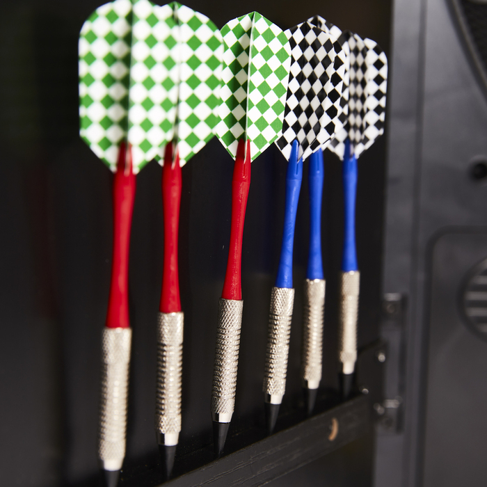 Nordic Games elektronisk dartskive i dartskab sort