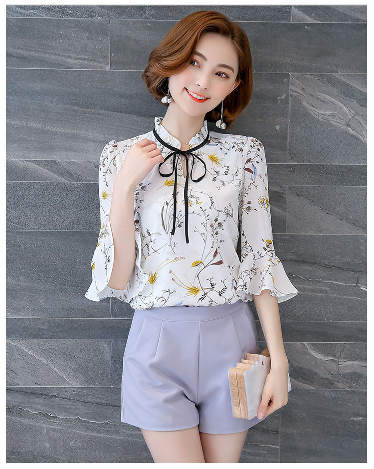 Moon City - Blouse van chiffon met bloemenprint en strik op de elleboog