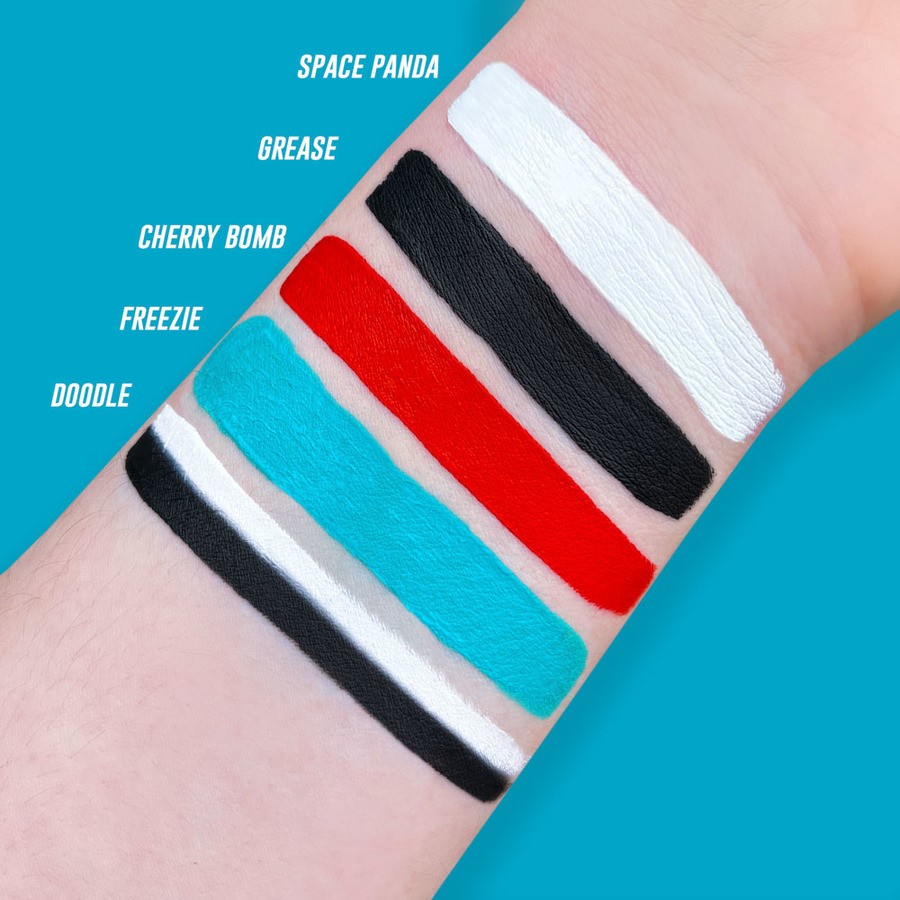 SUVA Beauty Hydra Liner Space Panda 10g
