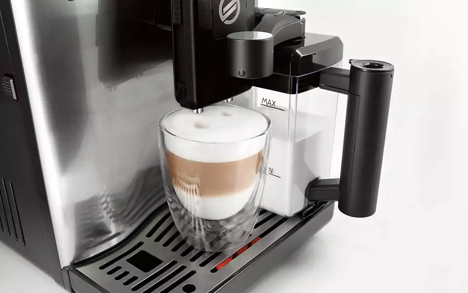 MÁQUINA DE CAFÉ EXPRESSO SUPERAUTOMÁTICA