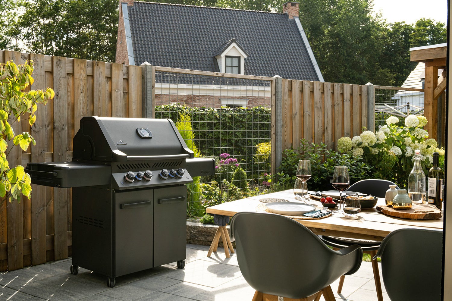 Napoleon gasbarbecue Phantom Prestige 500 163 x 67 x 145 cm