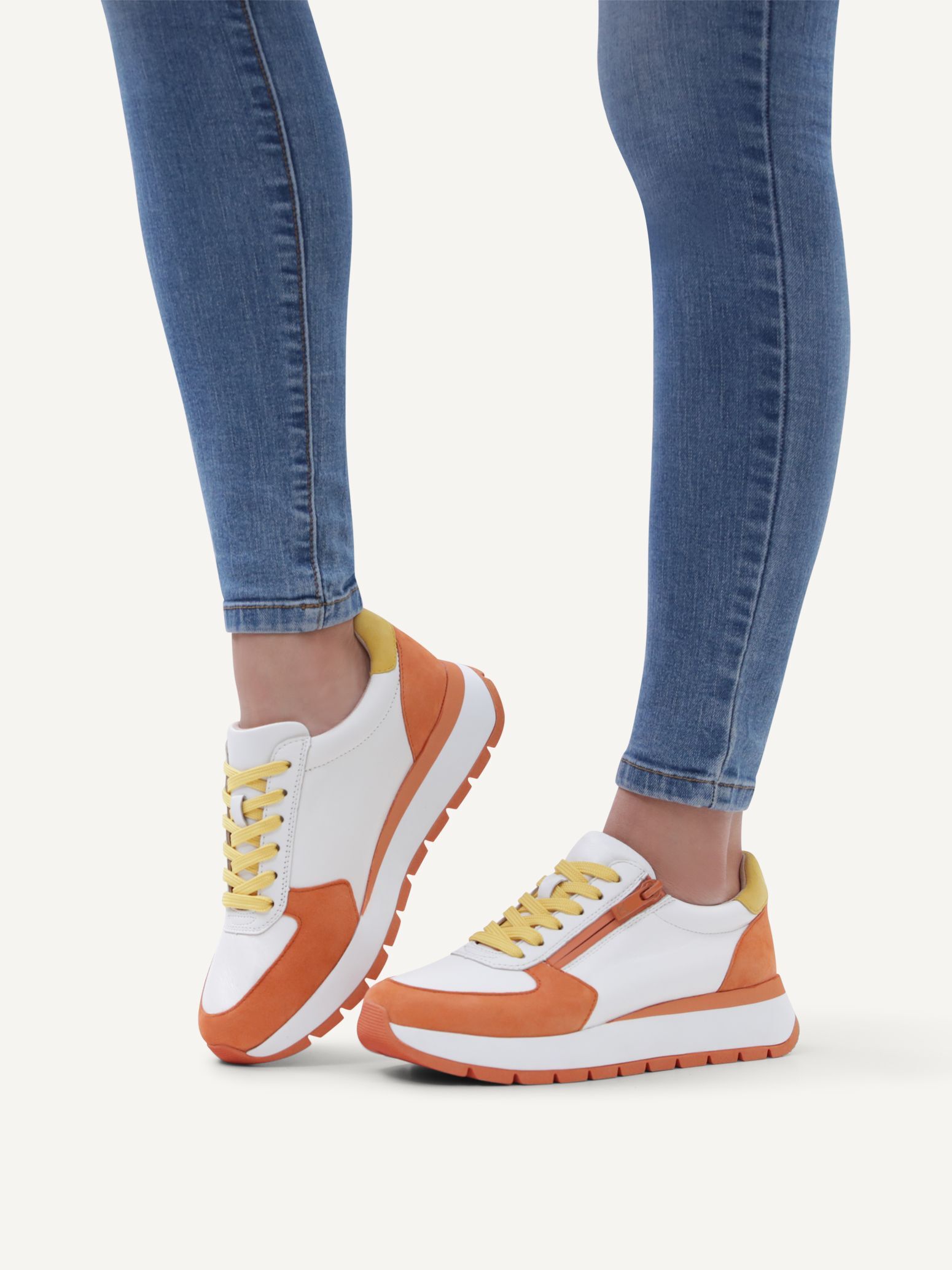 Sneaker