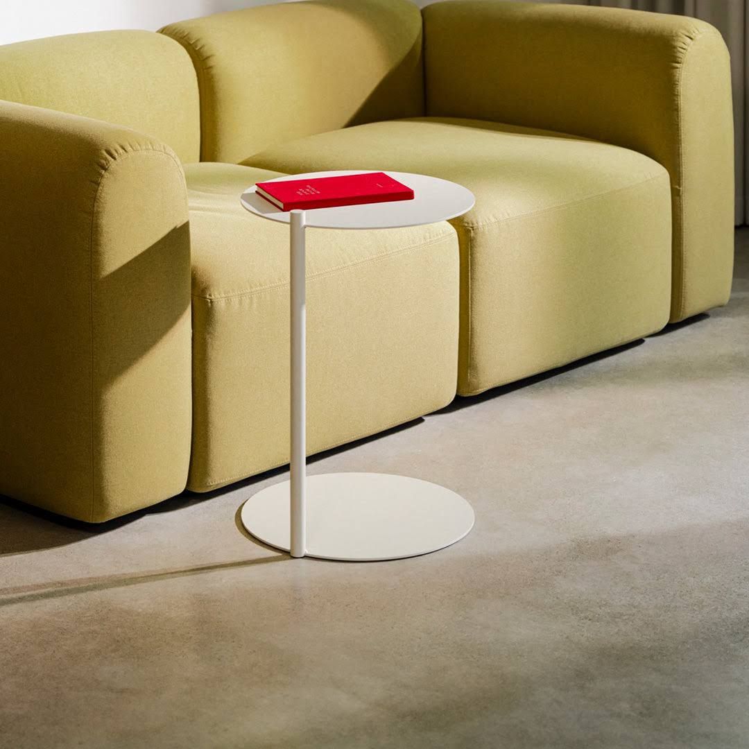 Ande Side table - White - Round metal coffee table - Side table for th