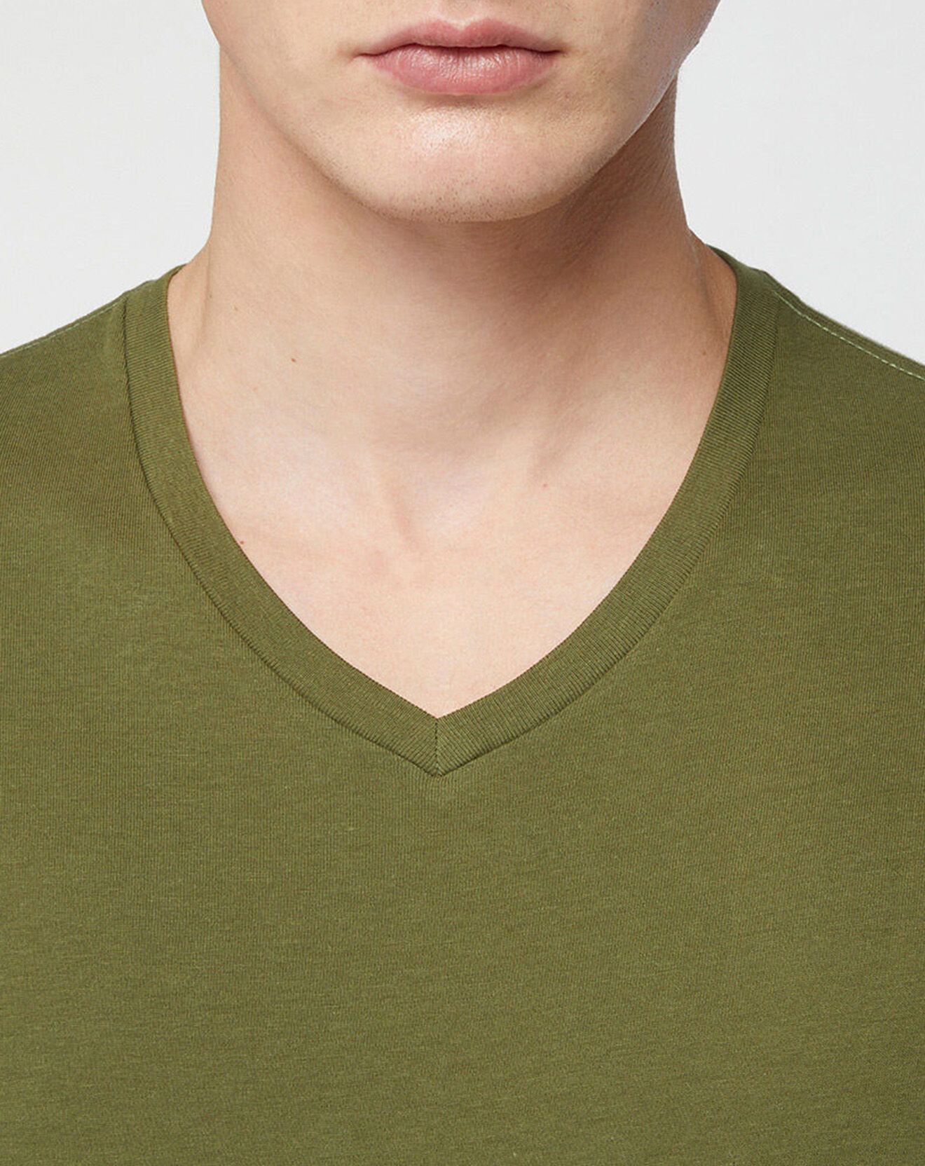 Galeries Lafayette T-Shirt en Coton bio Sishev col V kaki foncé
