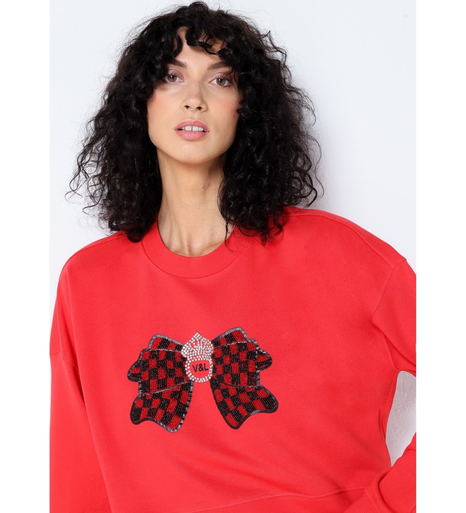 Victorio & Lucchino, Moletom V&L com Laço Vermelho e Joias