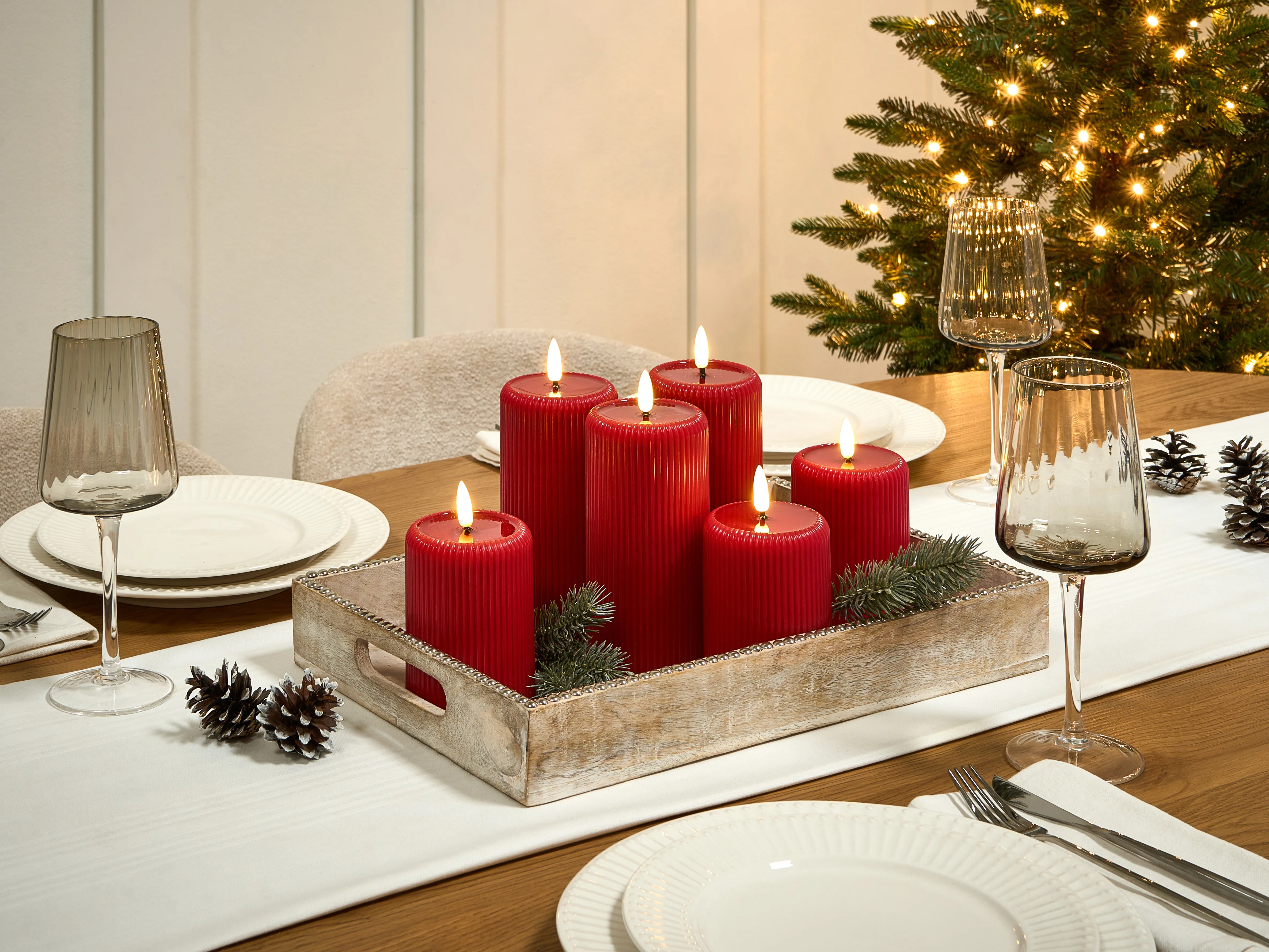 Set van 6 LED kaarsen NOISETTE 10/16 cm Rood