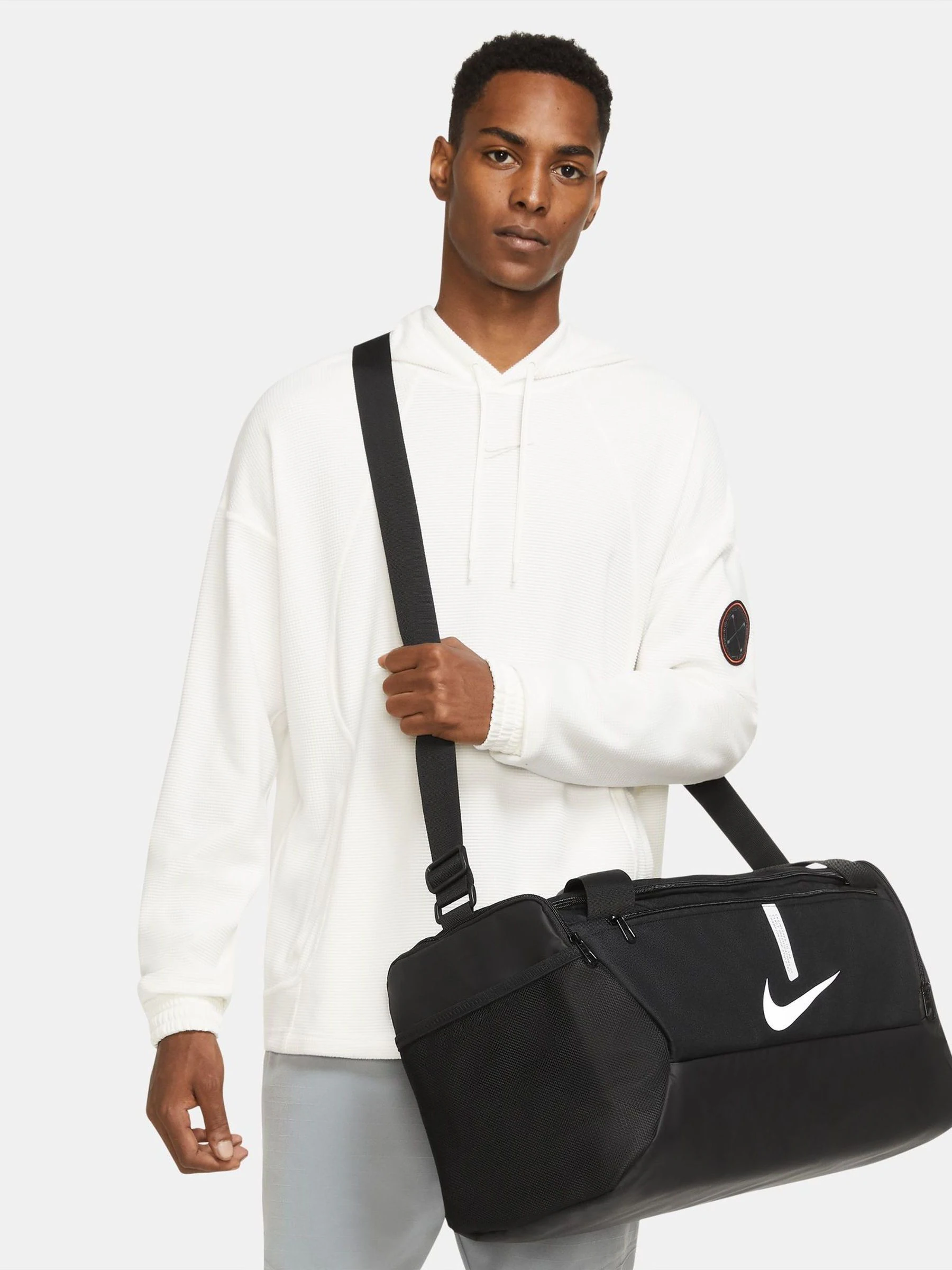 Nike Small Academy Team voetbaltas (41L)