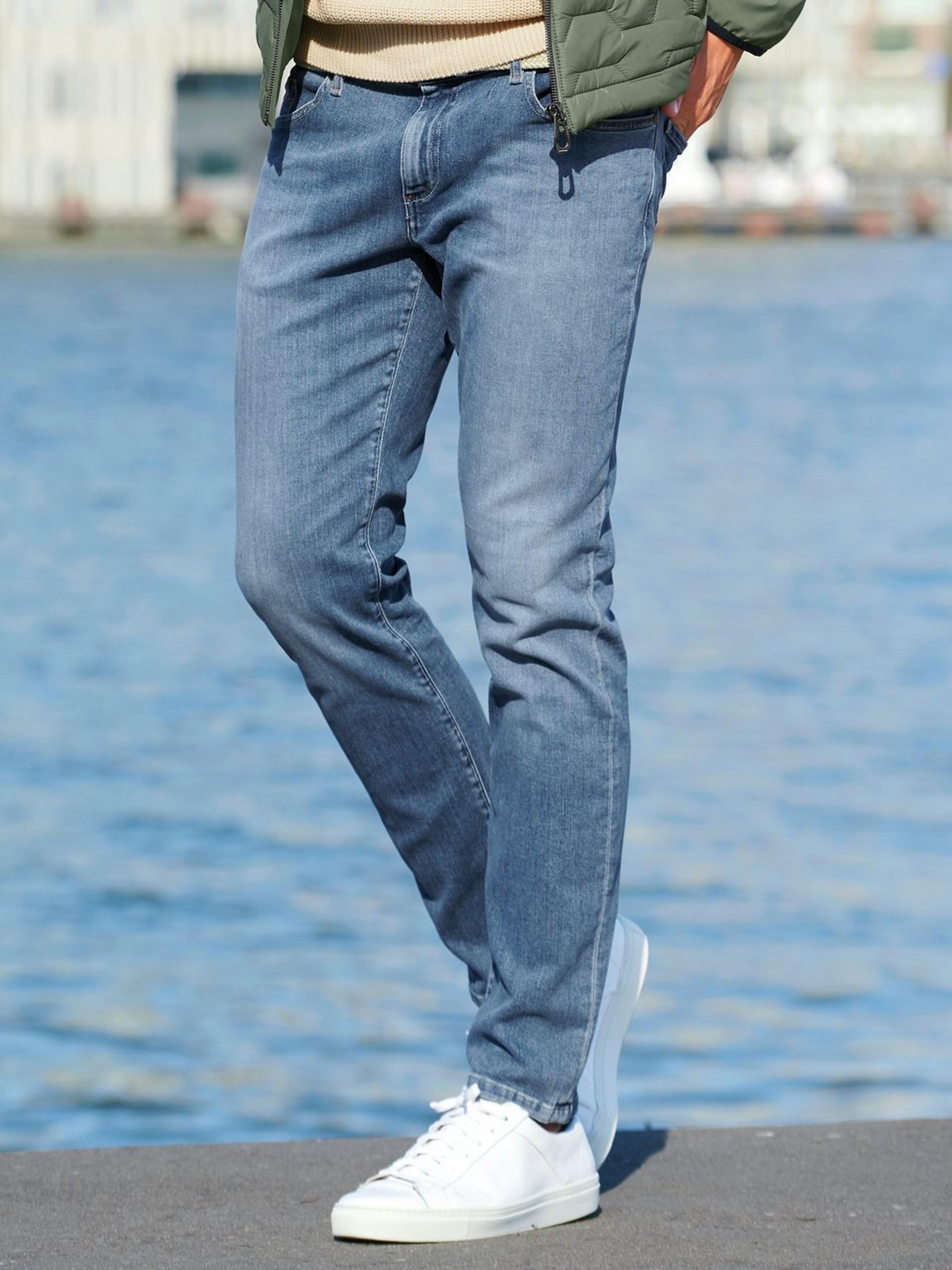 Jeans Modell Pipe Regular Fit