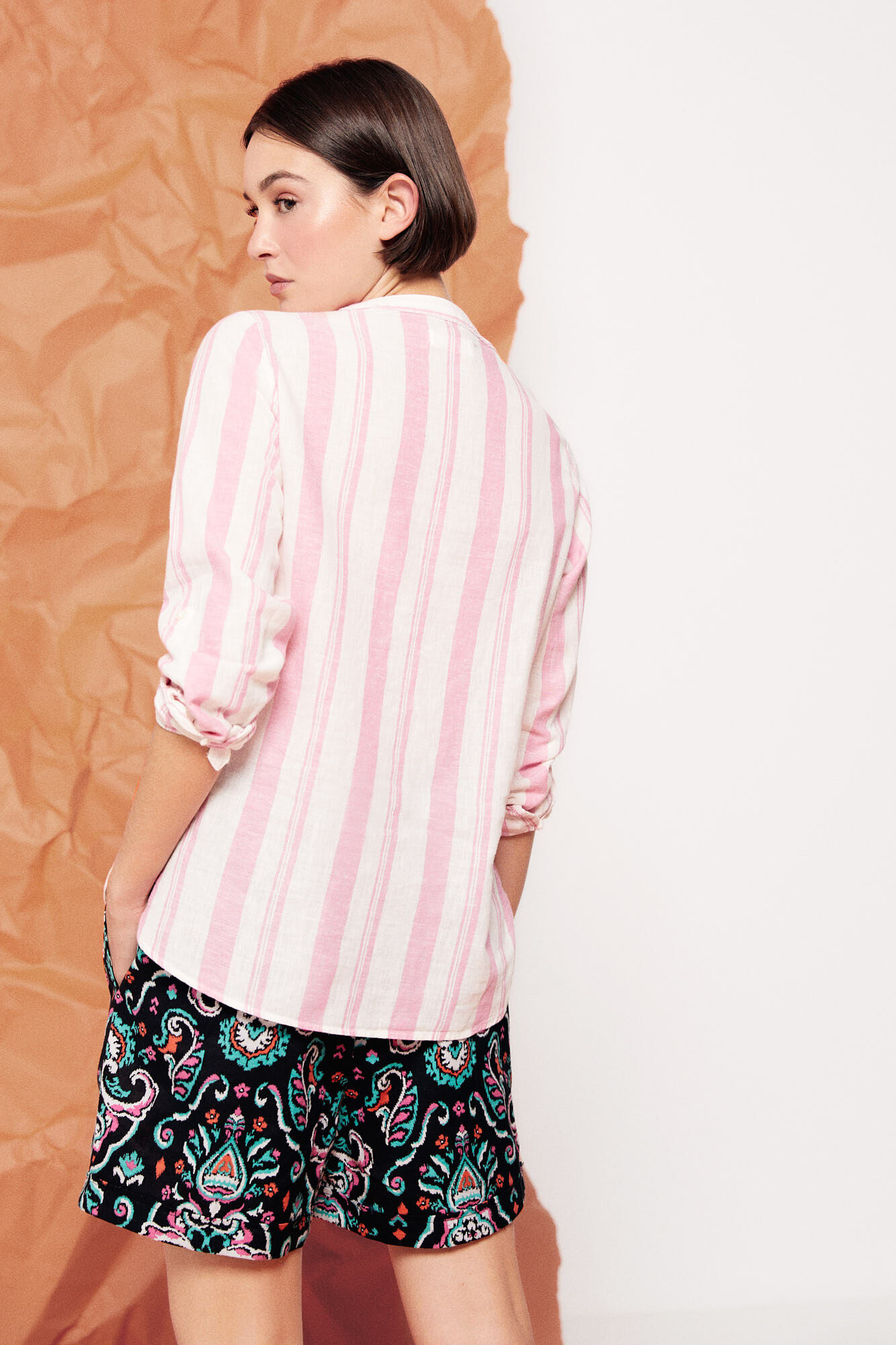 Camisa de gola mandarim em linho e algodão - Rosa
