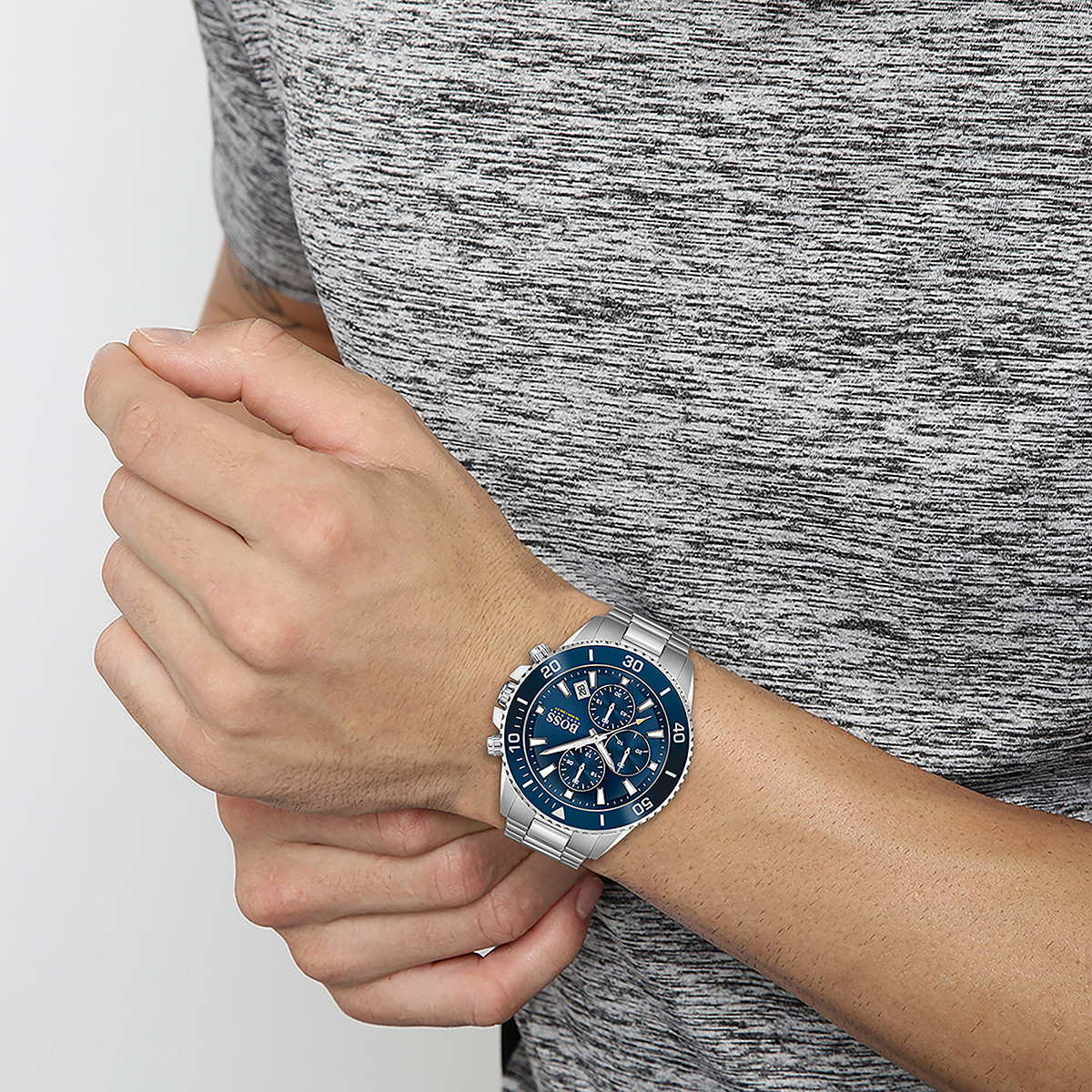 Montre Boss homme chronographe acier