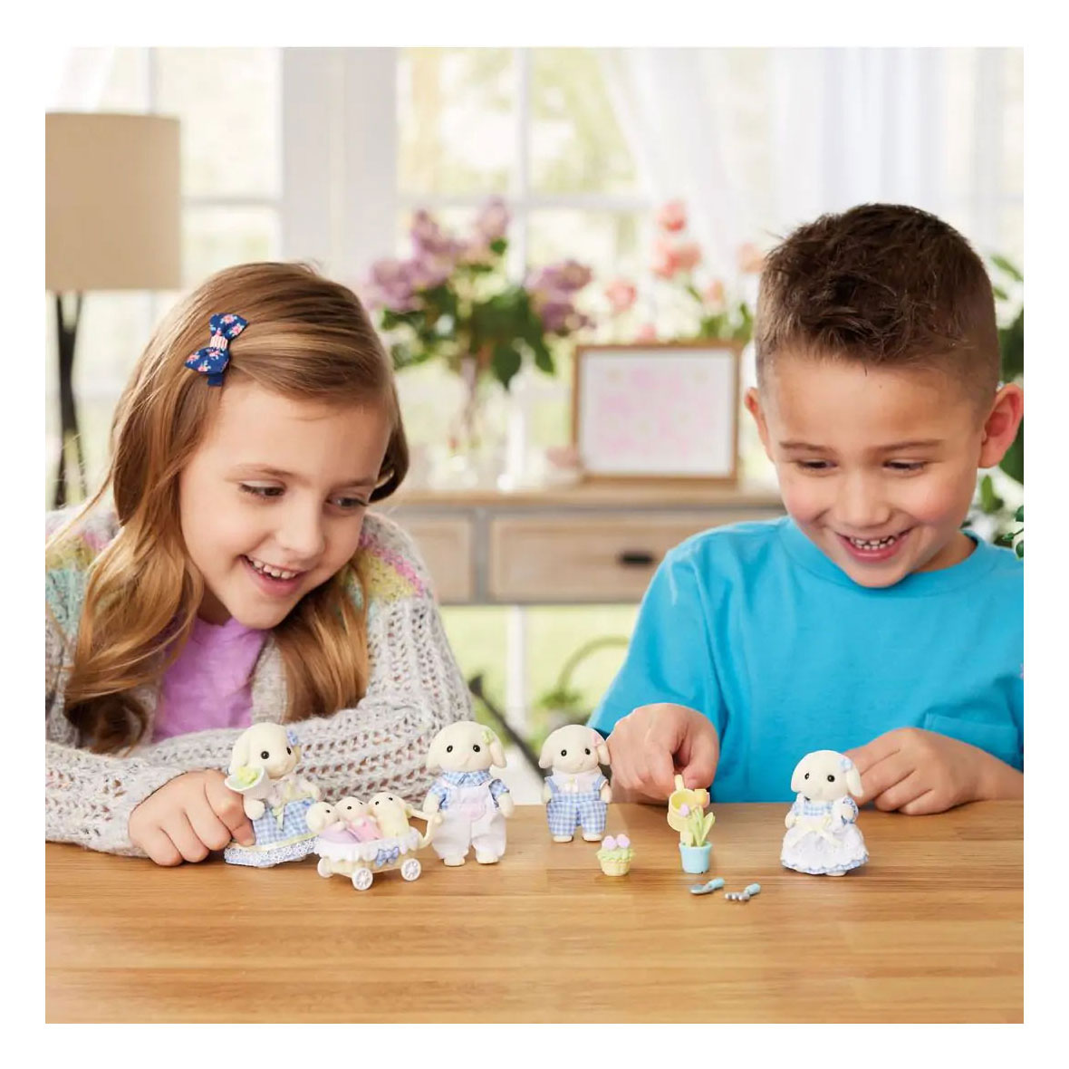 Sylvanian Families 5736 Tuinierenset- Bloemen Hangoorkonijn Broer en Zus