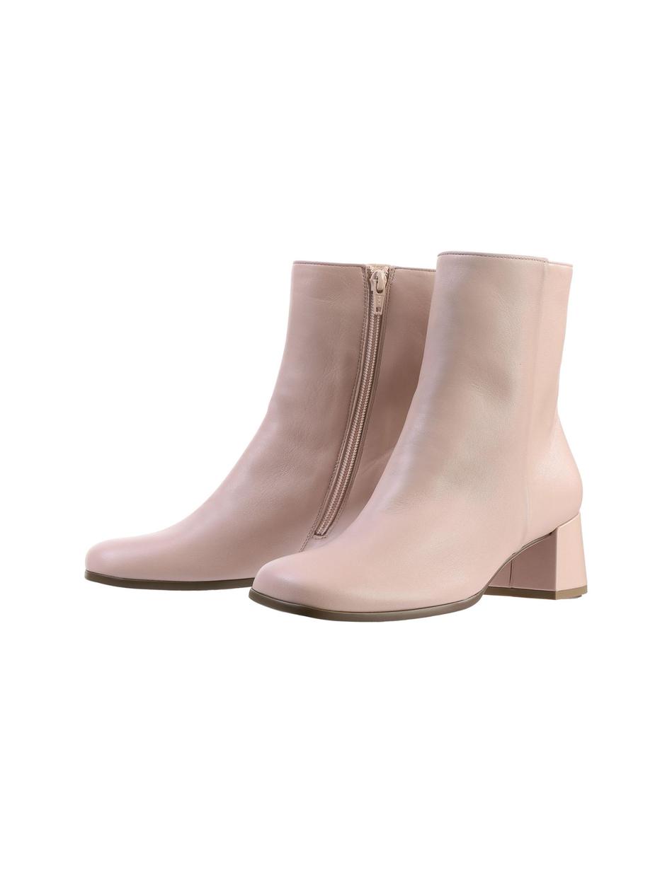 STIEFELETTEN LOU