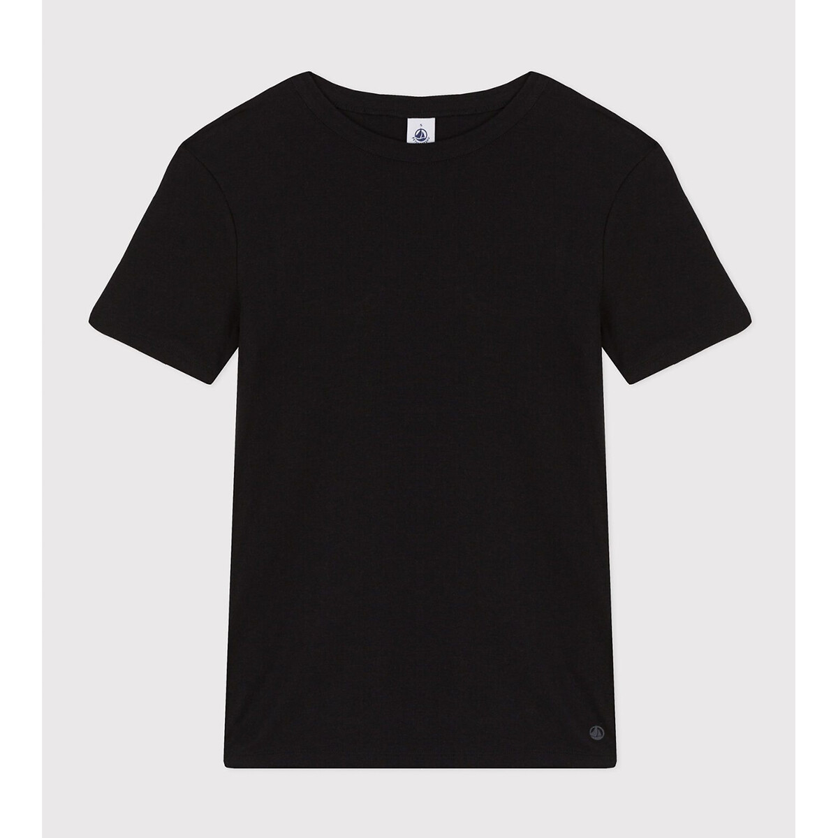 PEQUENO BARCO<br>A camiseta icônica, comprimento curto