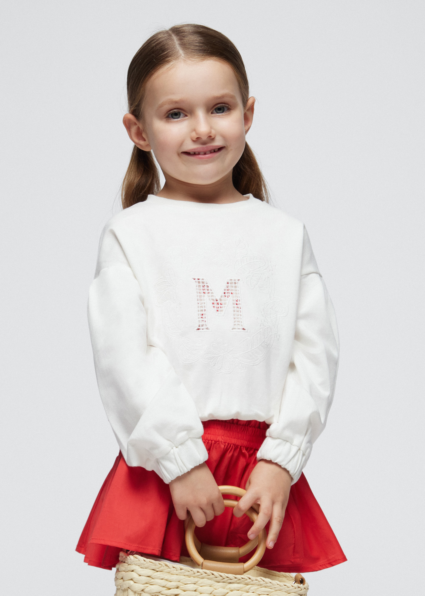 Moletom Better Cotton feminino rosa com letras bordadas