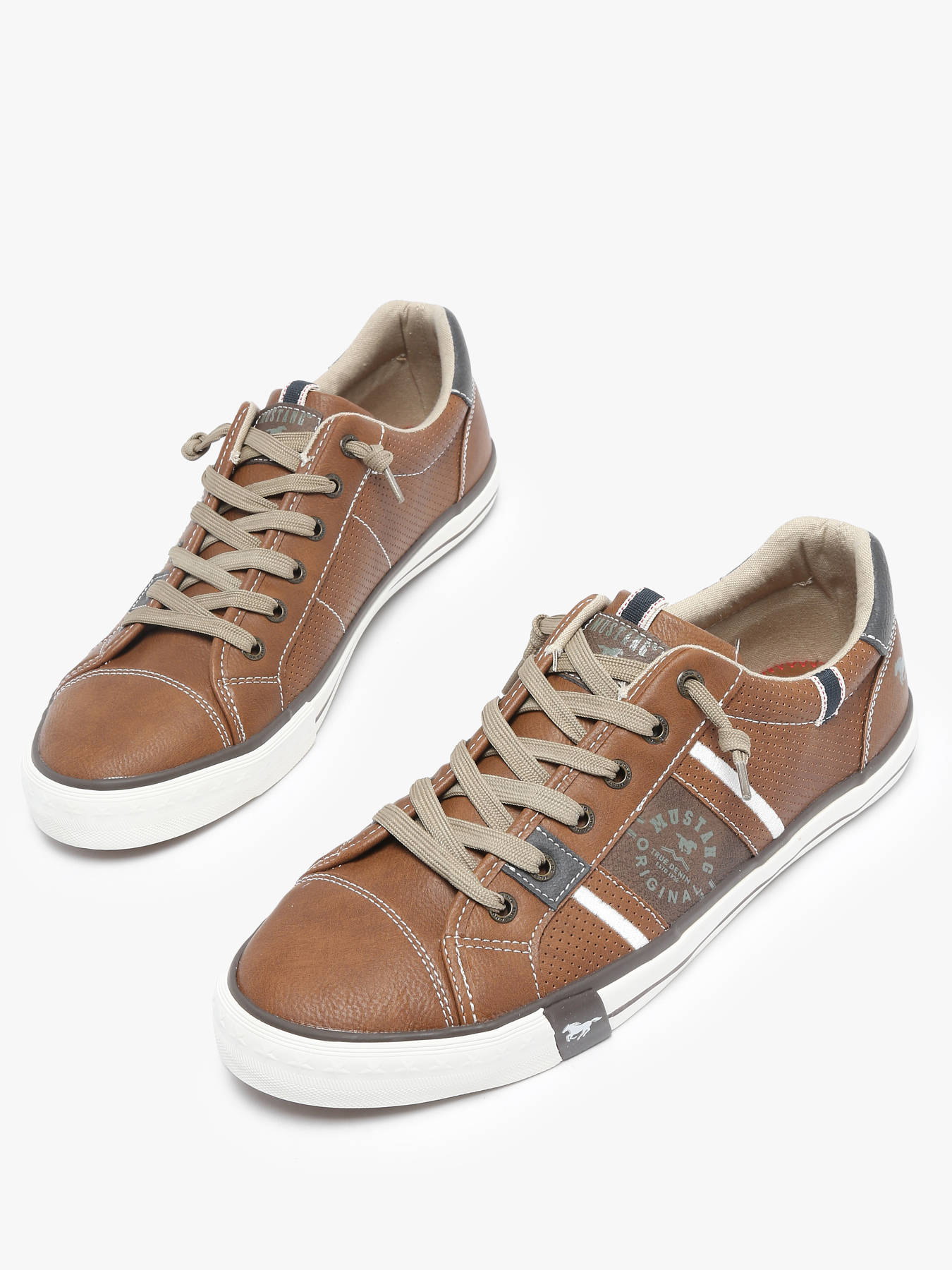 Sneakers MUSTANG