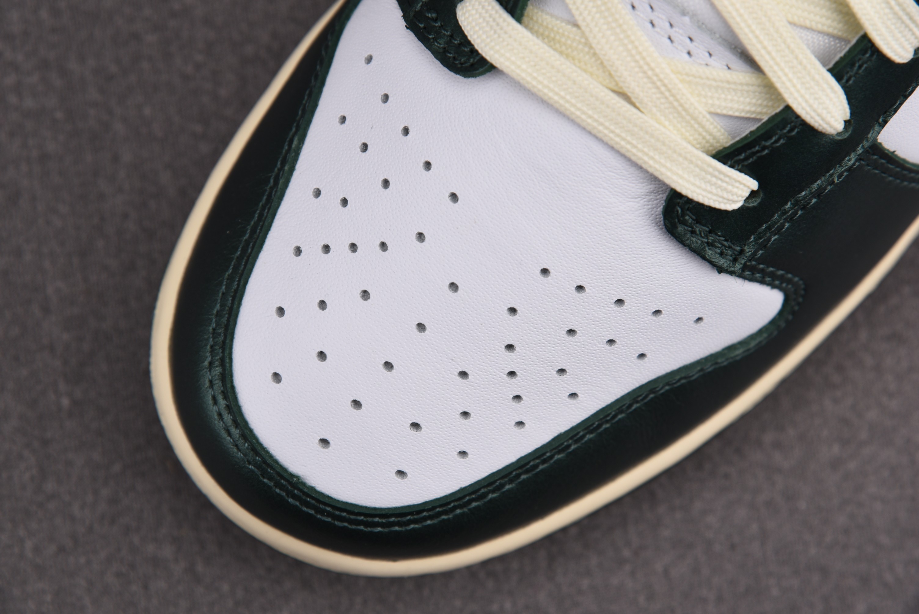 Nike Dunk Low Vintage Green (Women Size!!)