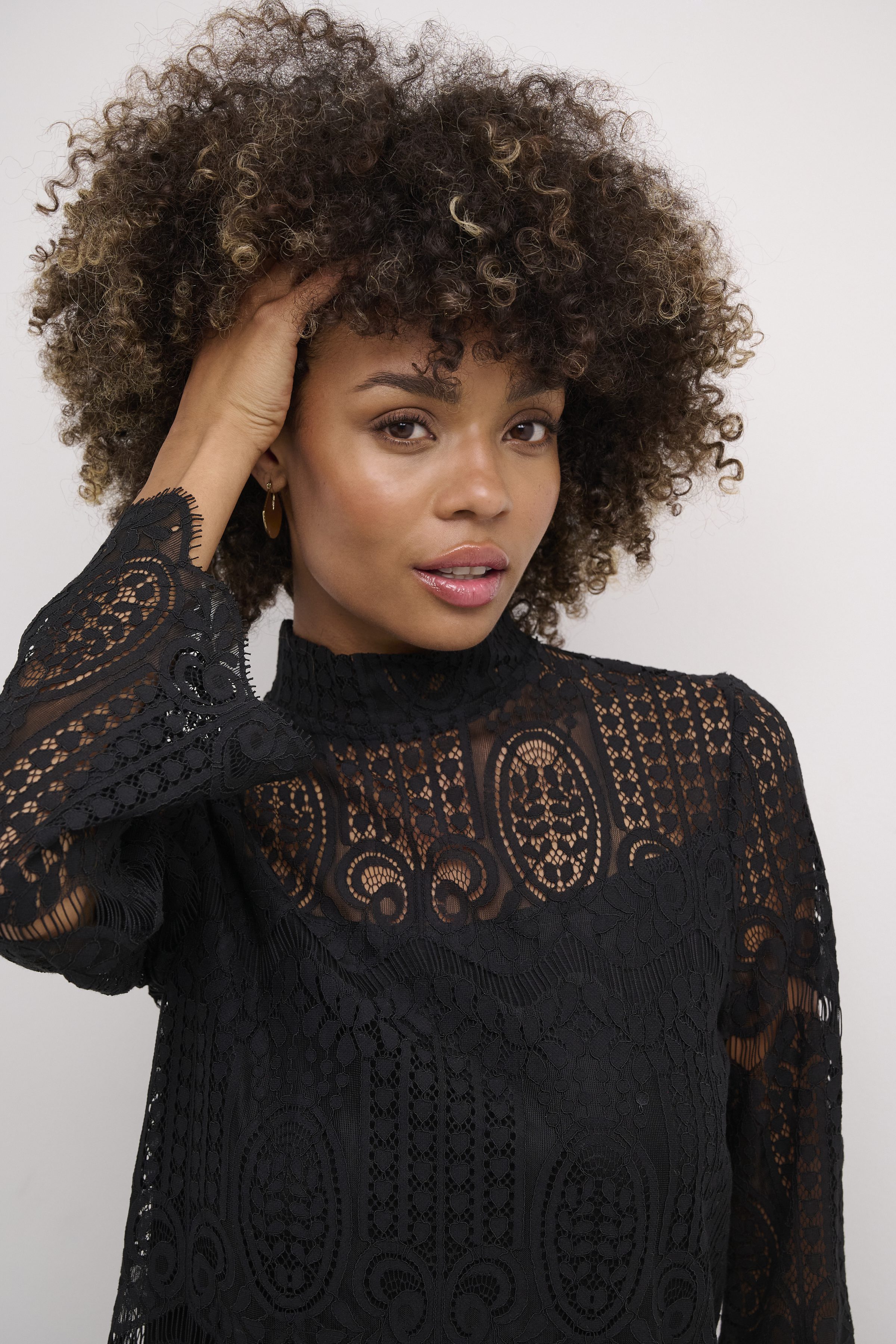 Culture - Ima Lace Blouse - Black