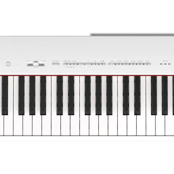 Yamaha P-225 WH Bag Bundle