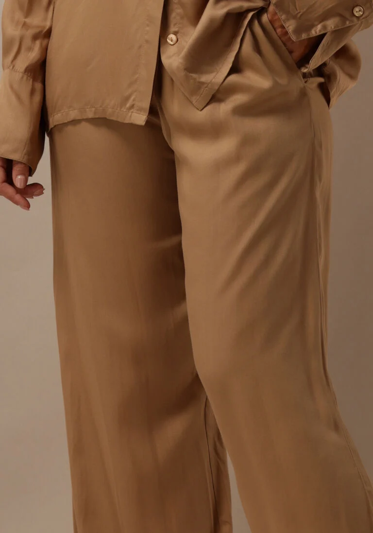 OMODA ATELIER beige omoda atelier wijde broek x kae