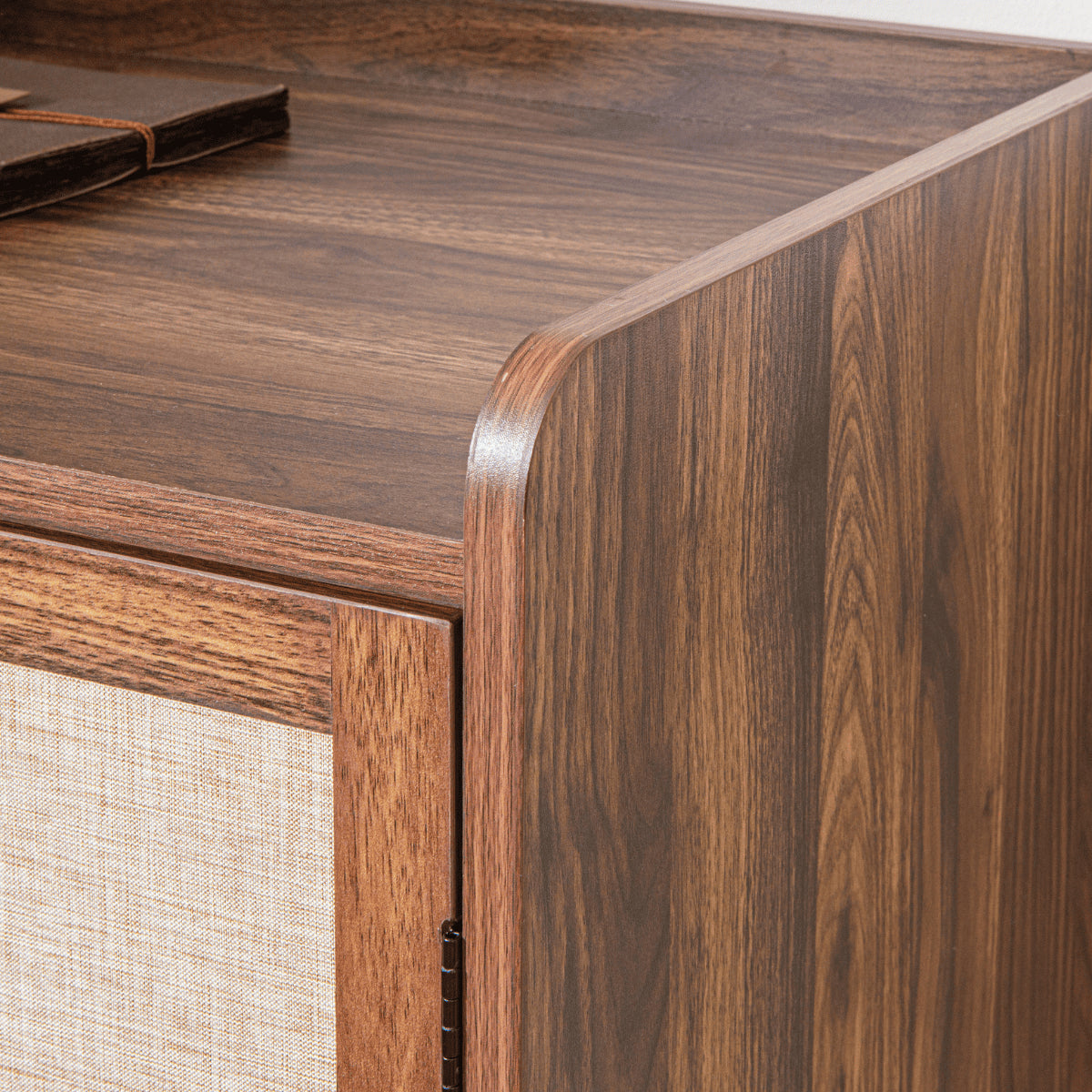 Calicosy - Dressoir met 2 deuren JETSON - B80 cm - Walnootlook