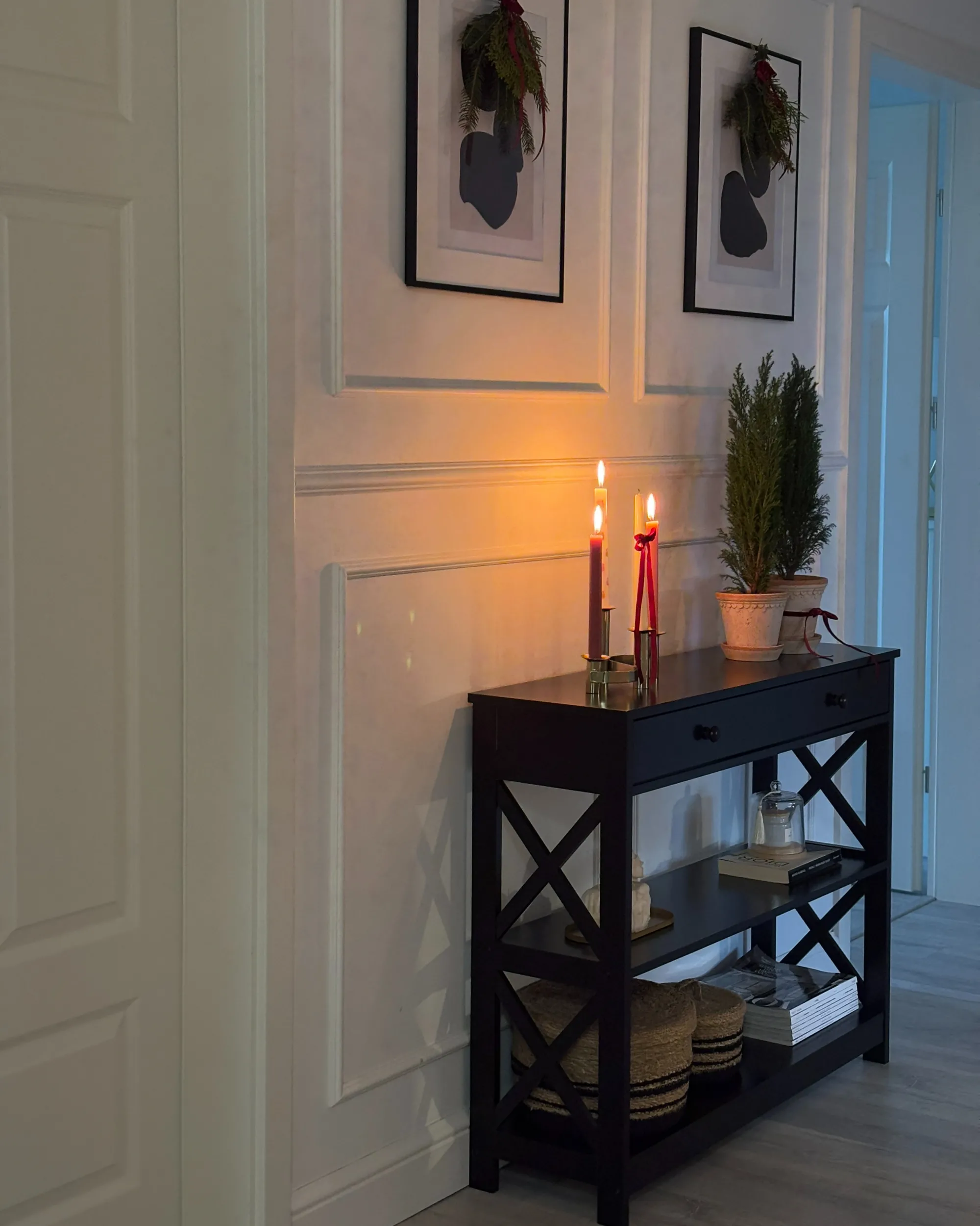 Sidetable MONTGOMERY Zwart