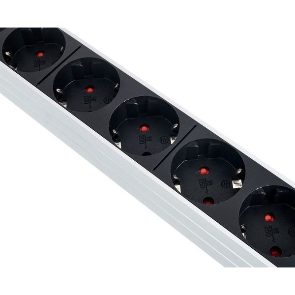 Brennenstuhl Alu Line 9-Way 19