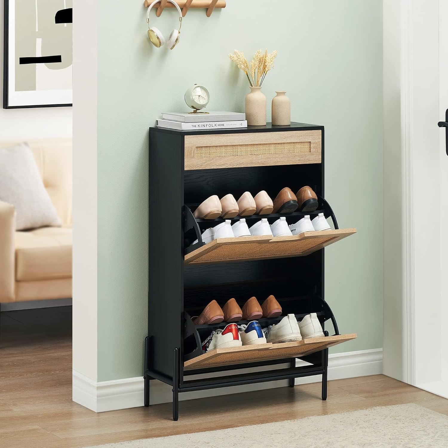 Schuhschrank Schmal Schuhkipper mit 2 Klappen, Schuhregal mit natürliches Rattan, Shoe Cabinet mit 4 einstellbar Ablageflächen, Schuhkommode für Flur Eingang 102 x 24 x 61 CM