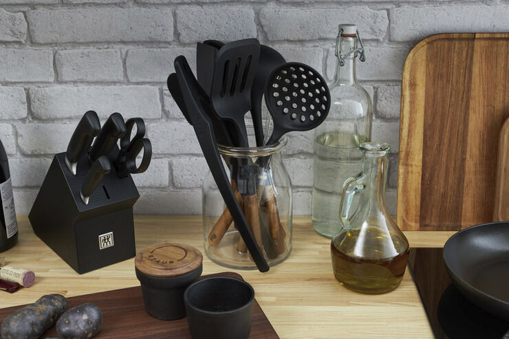 Staub Hulske, 31 cm Sort