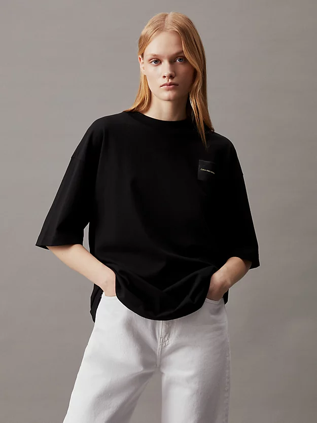 Camiseta Boyfriend com estampa nas costas