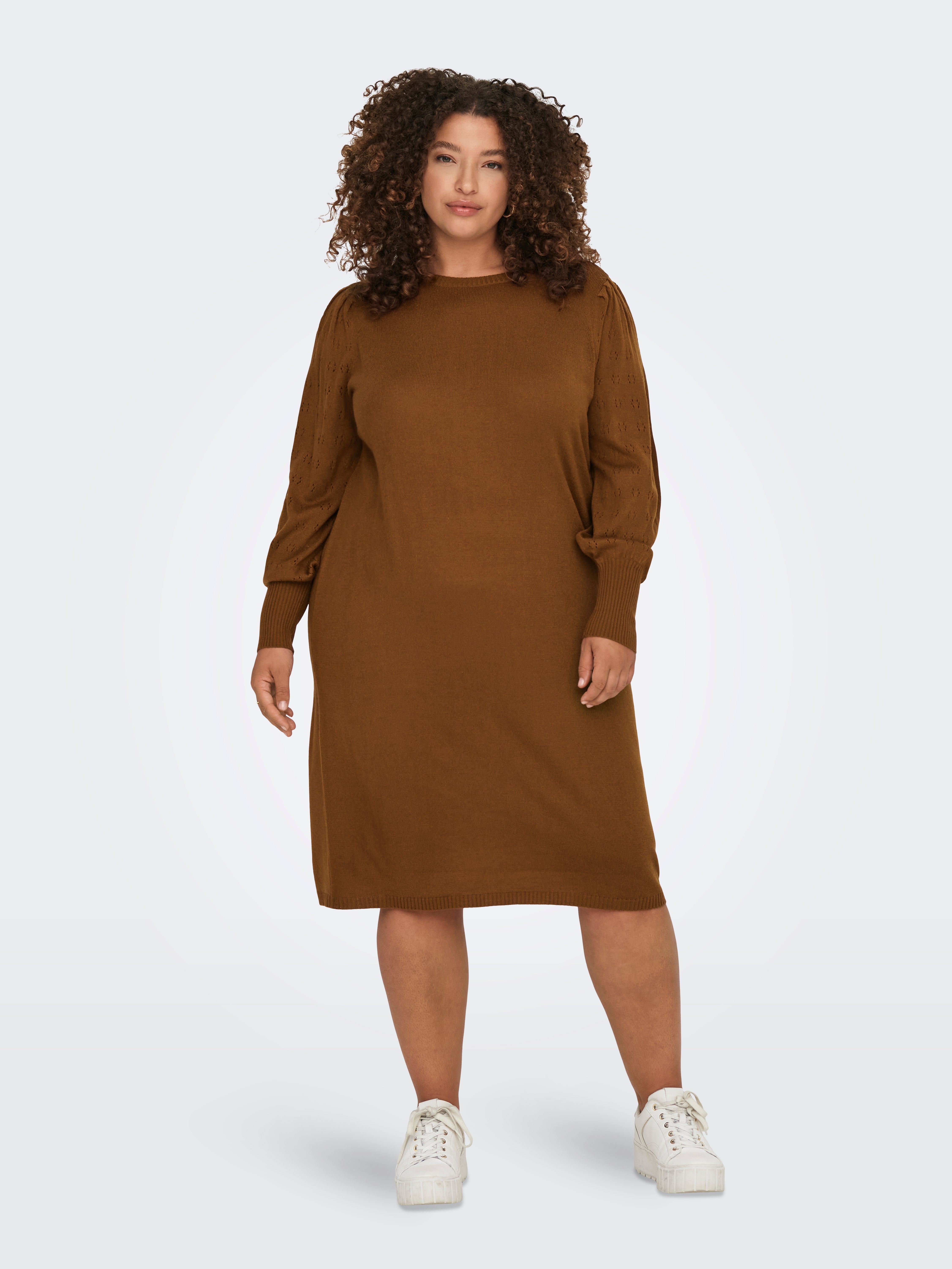 CARMIRLA Strickkleid Monks Robe