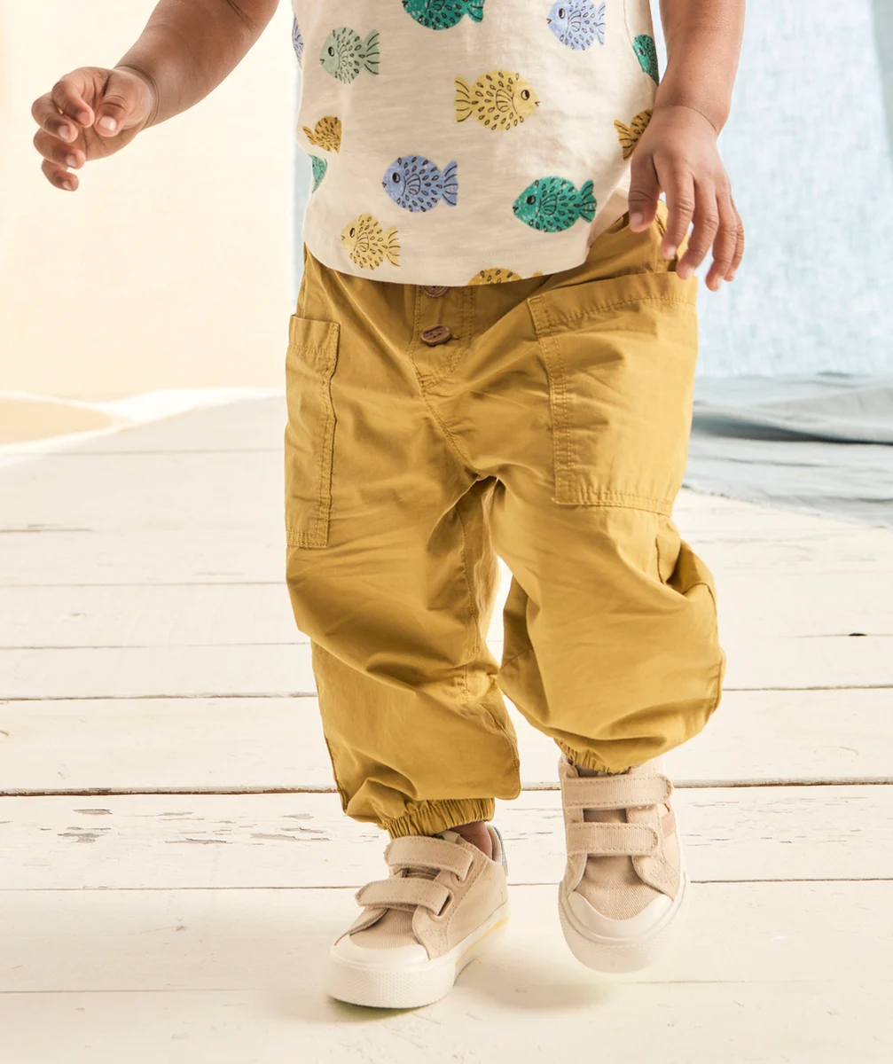 pantalon large cargo bébé garçon marron et ultra léger