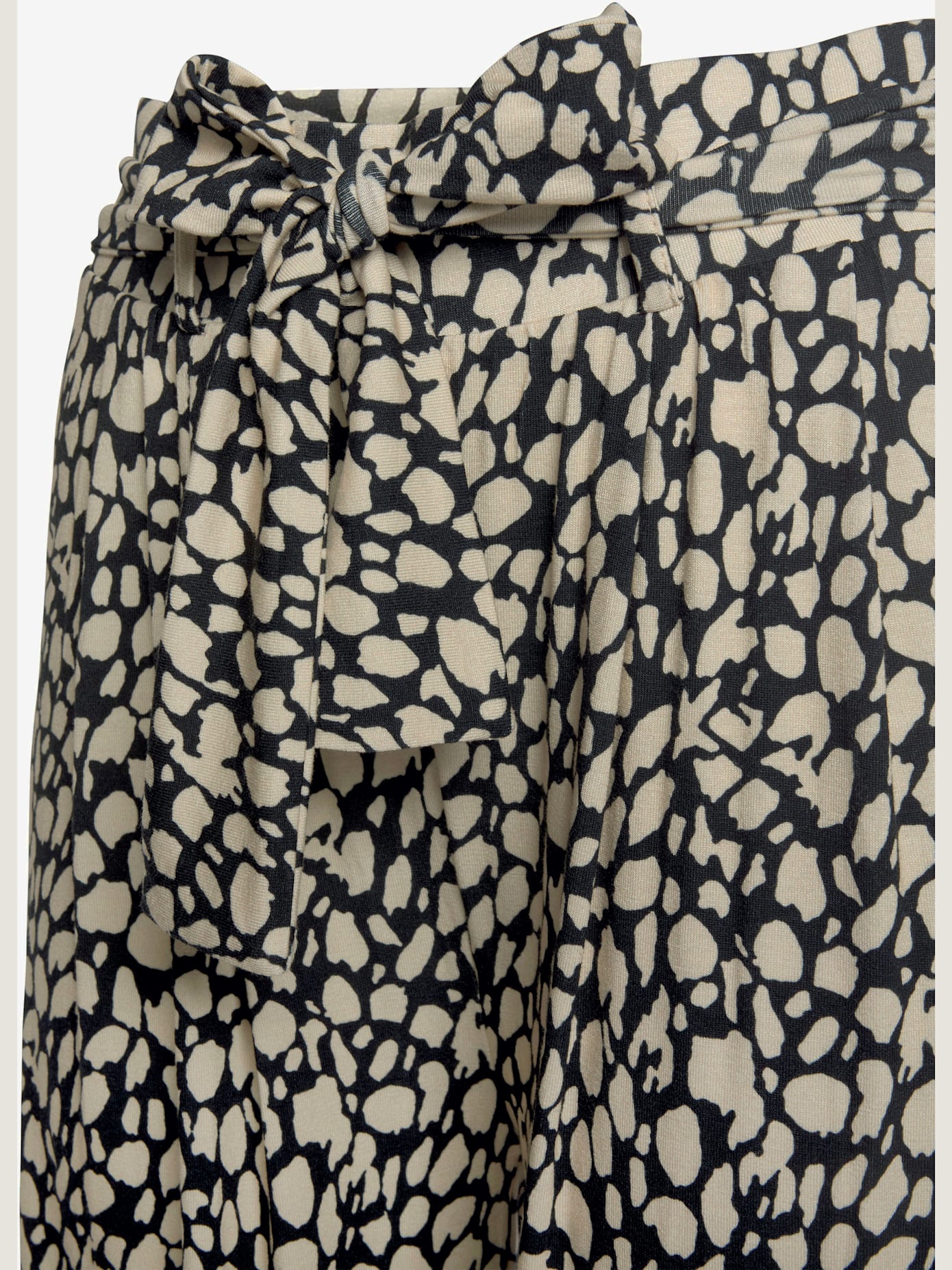 Jupe culotte pantalon en tissu léger avec imprimé sur toute la surface