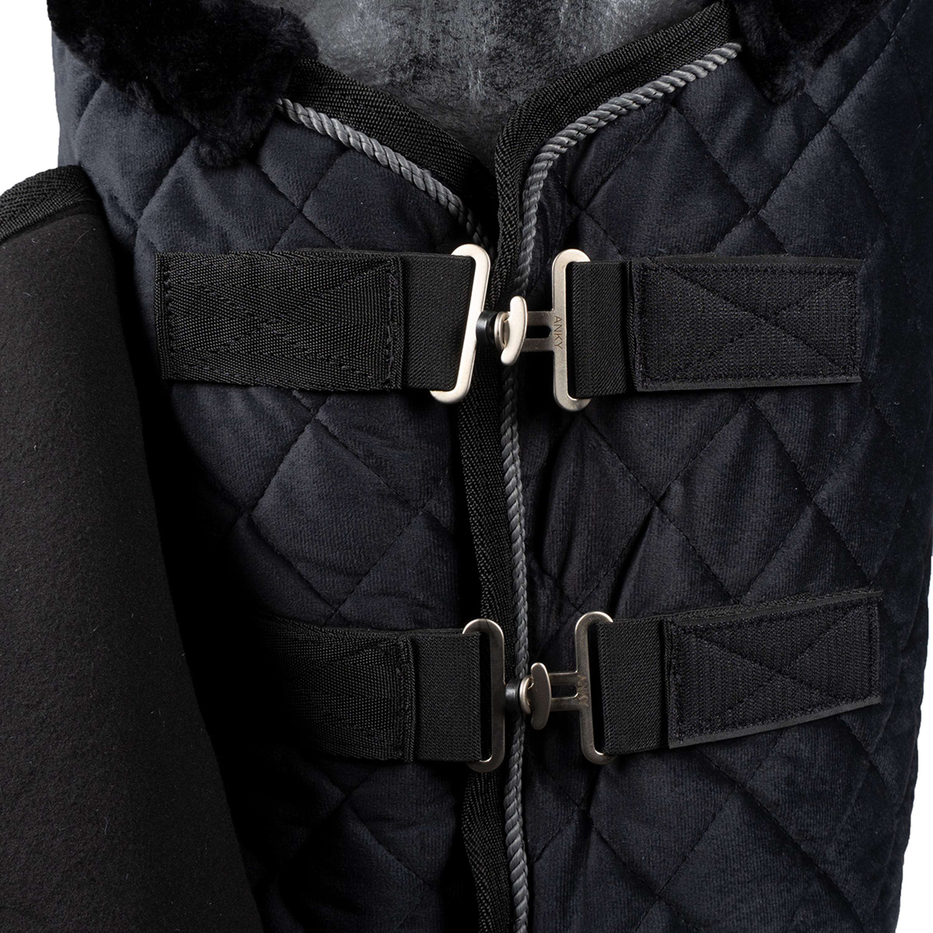 ANKY Showdeken Victory ATB24006 Zwart