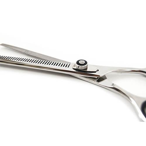 Tesoura profissional para tosa de cães Ibañez, modelo Gladiator, para esculpir, com 40 dentes, 17 cm de tamanho.