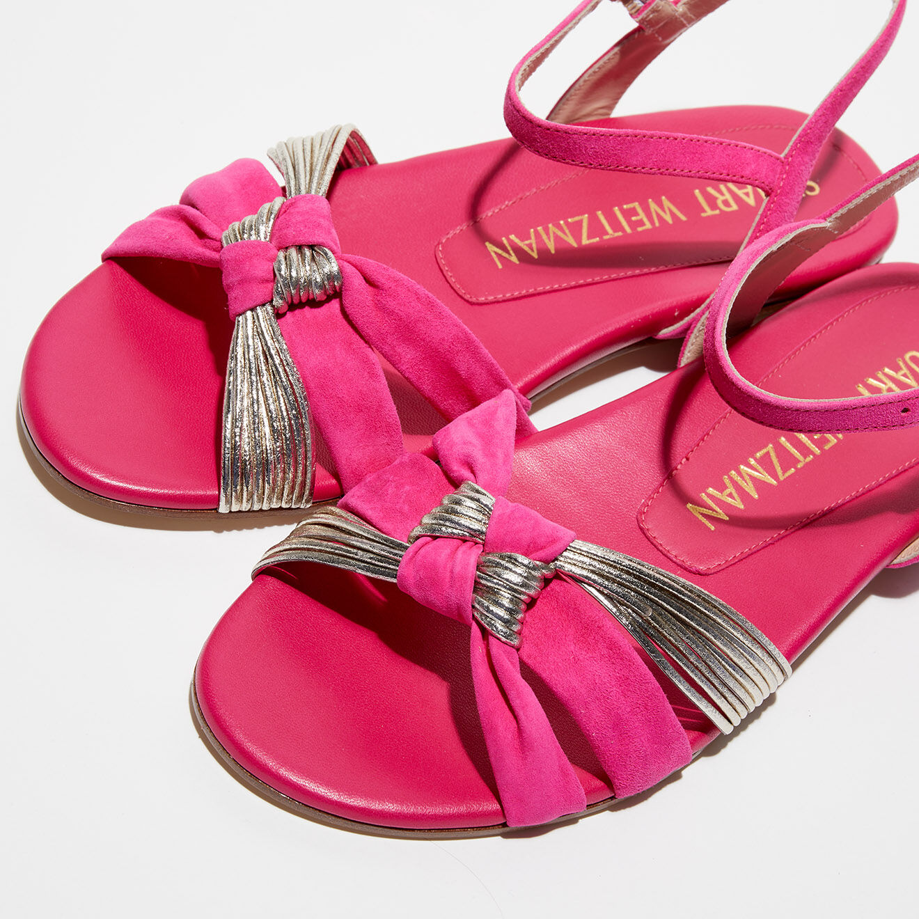 Stuart Weitzman Sandales en Cuir & Velours de Cuir Keana fuchsia/argenté