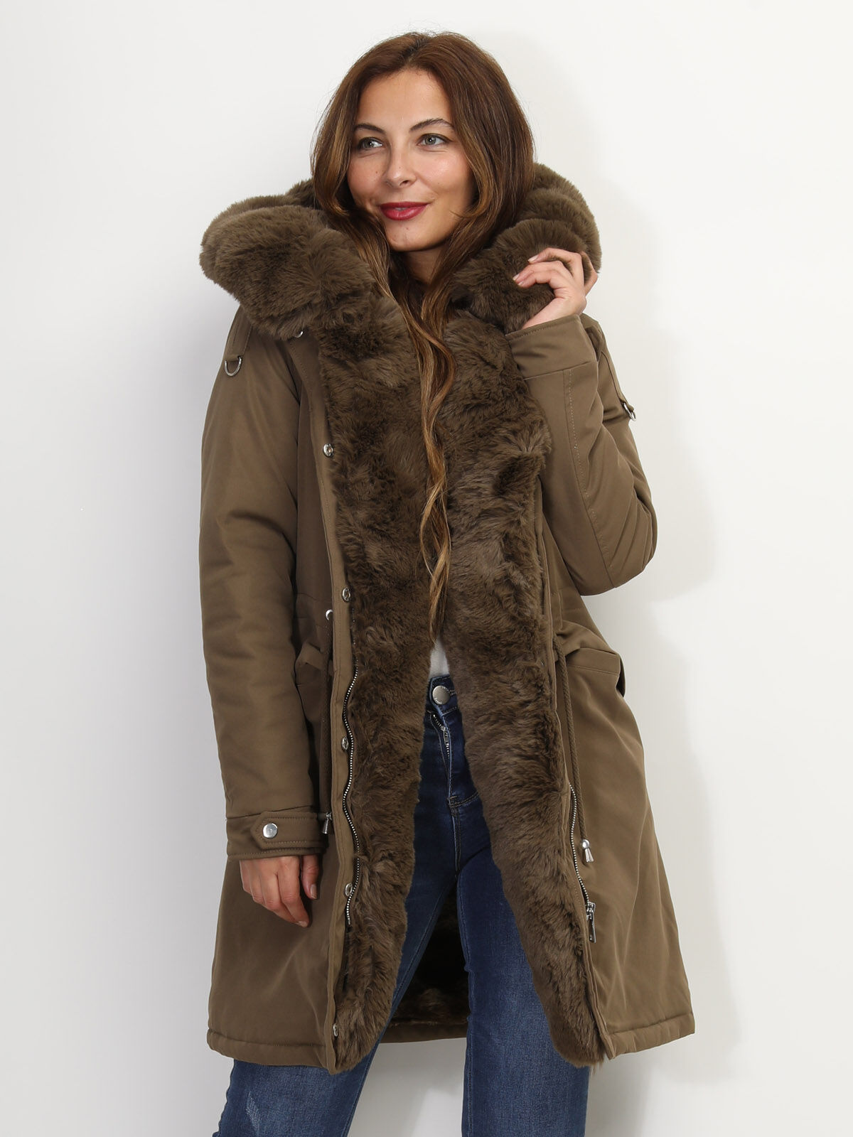 Manteau parka avec détails fausse fourrure- Kaki