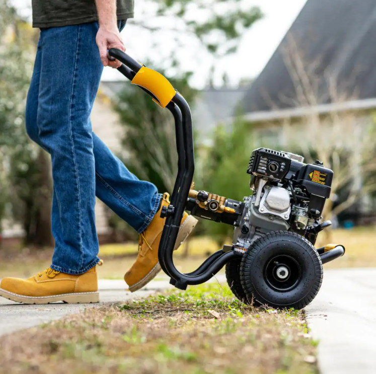 Lavadora de alta pressão profissional DEWALT 3600 PSI 2,5 GPM a gasolina com água fria e motor HONDA GX200