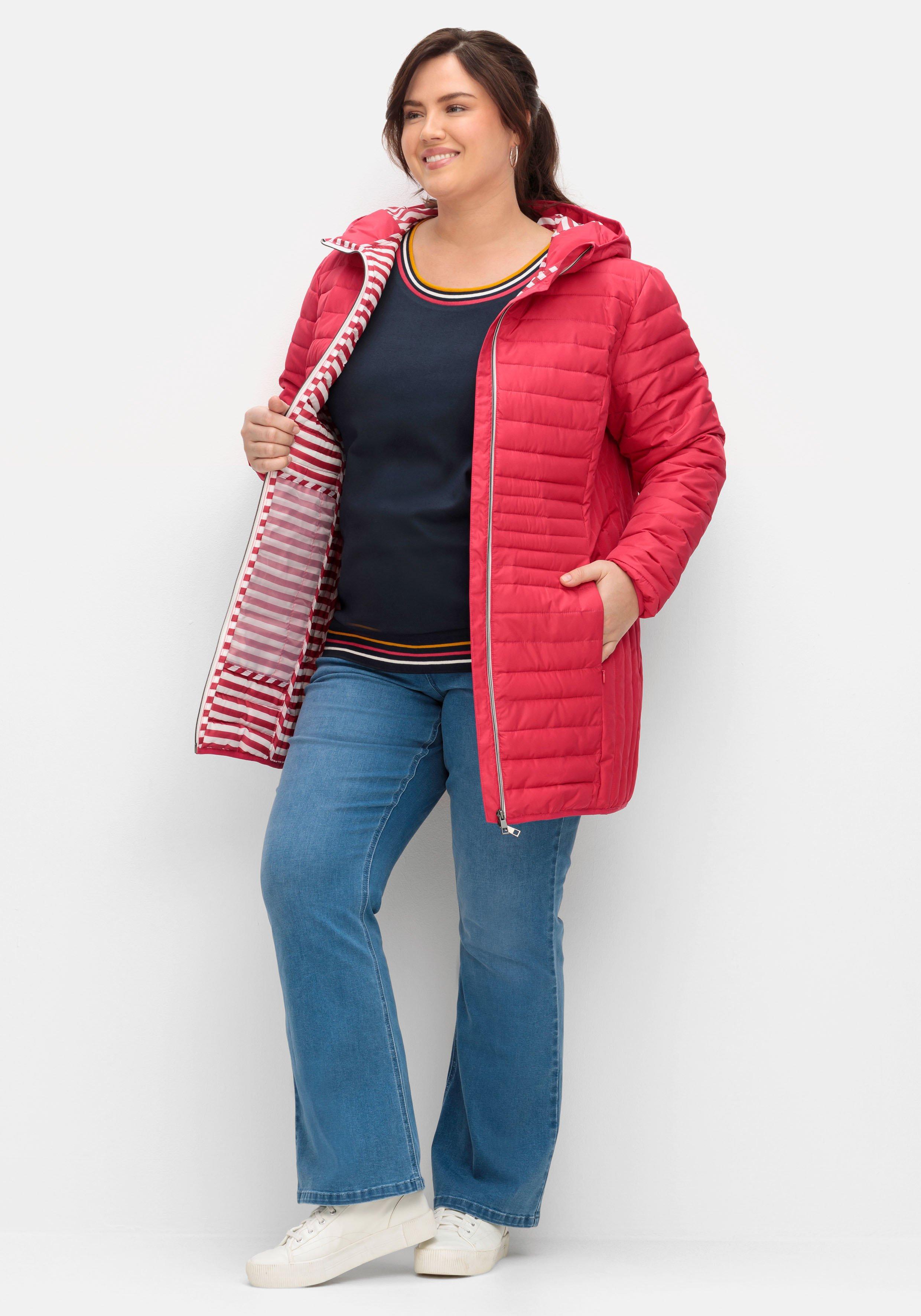 Leicht wattierte Longsteppjacke mit Kapuze