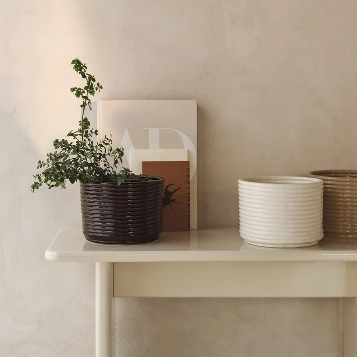 Ferm Living - Corduroy Blumentopf, carob brown