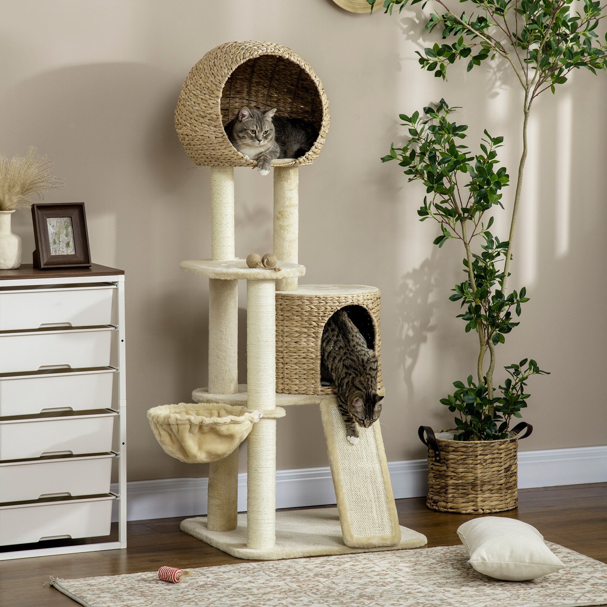 PawHut Kratzbaum mit Katzenhaus beige 60L x 60B x 150H cm