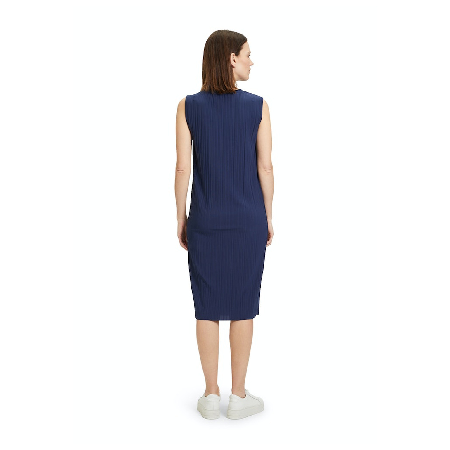 Betty & Co Kleid Lang ohne Arm