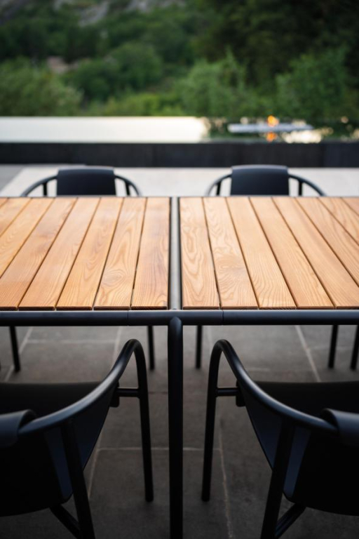 Houe Avanti tuintafel 83x98 Thermo Ash/Black
